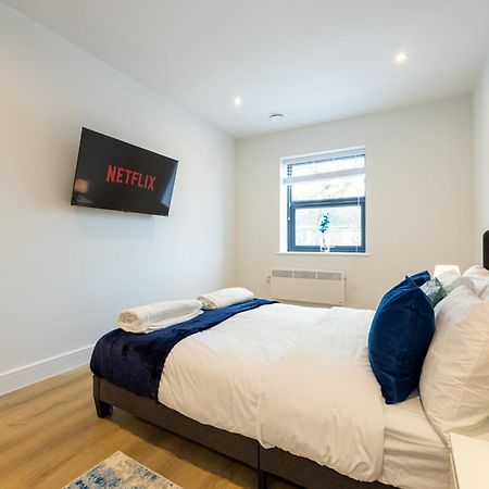 Modern 2 Bed Near Wythenshawe Hospital And Manchester Airport With Parking Exteriör bild